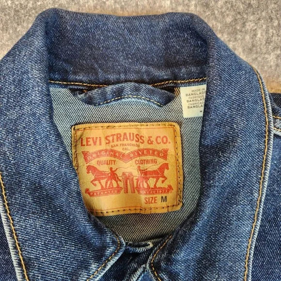 Levis Trucker Jacket Men M Blue Denim Button Up Classic Casual Outerwear Layer - Picture 4 of 12